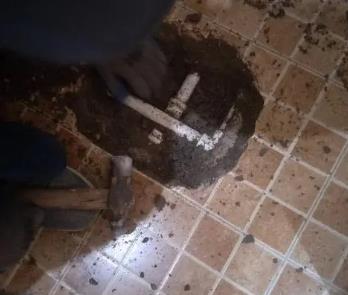 建湖卫生间漏水维修公司为您分享下卫生间渗水如何处理及注意事项