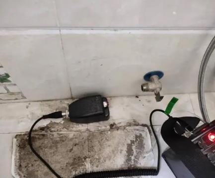 建湖屋顶漏水维修公司分享下卫生间漏水的危害及解决方法